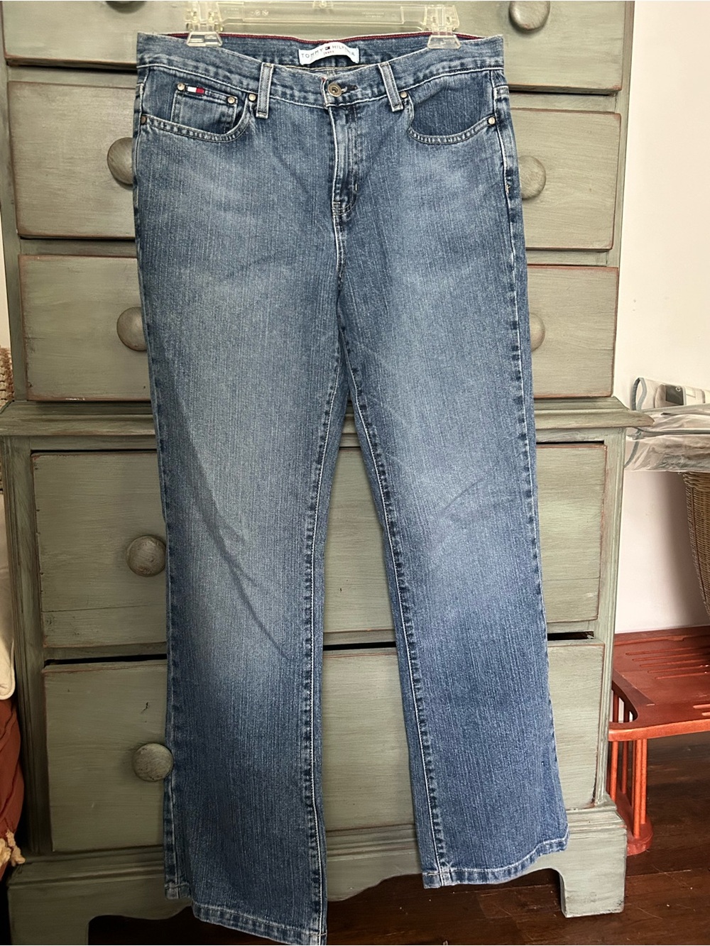 Tommy Hilfiger Women's Medium Blue Flared Jeans size 6